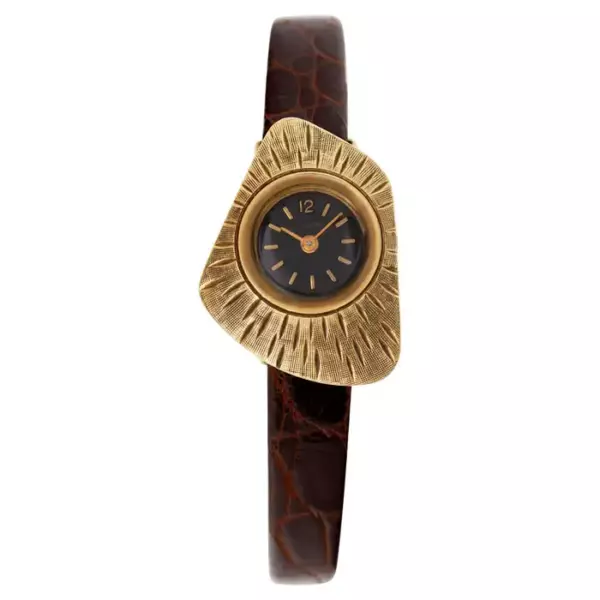Часы Bucherer Vintage из желтого золота с черным циферблатом, 23 мм, с ручным управлением. Часы Bucherer Vintage из желтого золота с черным циферблатом, 23 мм, с ручным управлением.