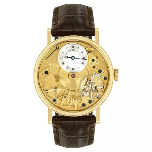 Наручные часы Breguet Tradition диаметром 37 мм, выполненные из желтого золота.