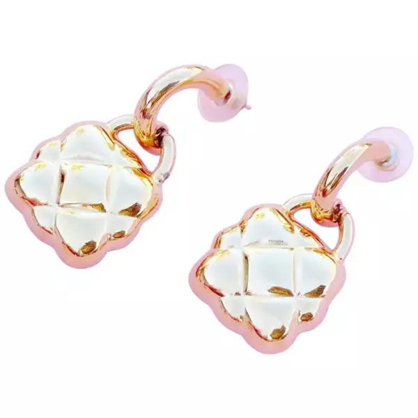 Винтажные серьги капли с позолоченной стеганой сумочкой от Anne Klein, 1980 е годы.