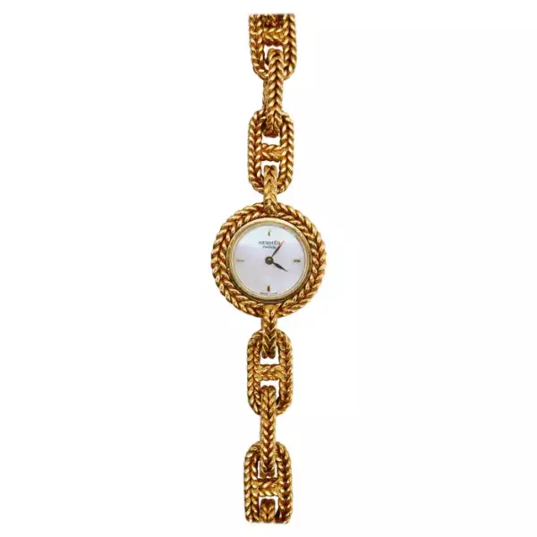 Hermès Paris Chaine D'Ancre Винтажные наручные часы из желтого золота с перламутром. Hermès Paris Chaine D'Ancre Винтажные наручные часы из желтого золота с перламутром.
