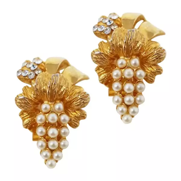 Массивные серьги Hobé Vintage с позолоченным жемчугом и хрустальными стразами, подпись, 1950 е годы.