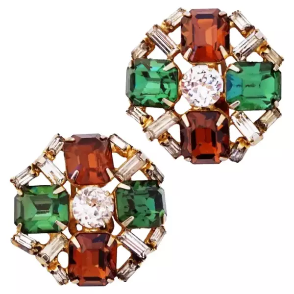 Массивные серьги с дымчатым топазом и изумрудными стразами от Hobé, 1960 е годы.