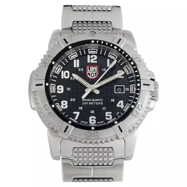 Часы Luminox Modern Mariner, артикул XS.6252, имеют корпус из нержавеющей стали диаметром 45 мм с вращающимся в одном направлении безелем из нержавеющей стали. Часы Luminox Modern Mariner, артикул XS.6252, имеют корпус из нержавеющей стали диаметром 45 мм с вращающимся в одном направлении безелем из нержавеющей стали.
