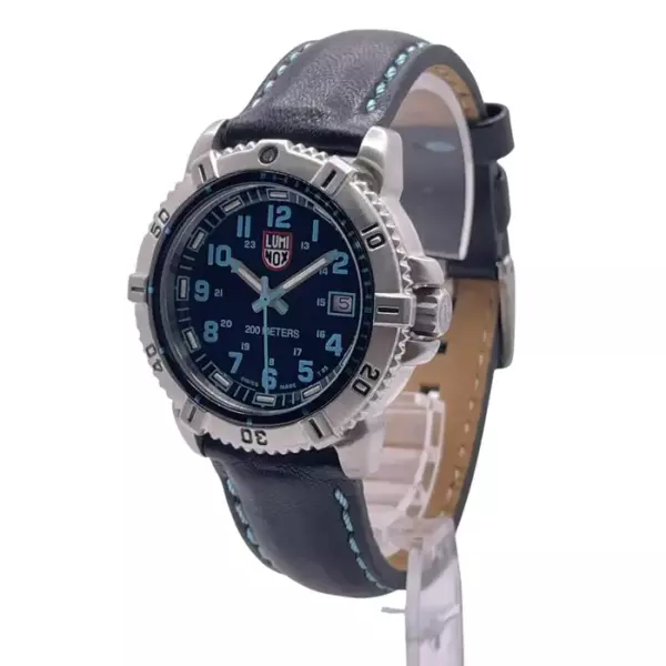 Часы унисекс Luminox Steel Colormark Steel с черным циферблатом XS.7253. Часы унисекс Luminox Steel Colormark Steel с черным циферблатом XS.7253.