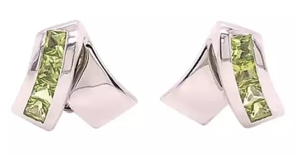 Дизайнерские серьги гвоздики Louis Feraud Peridot 18 карат.