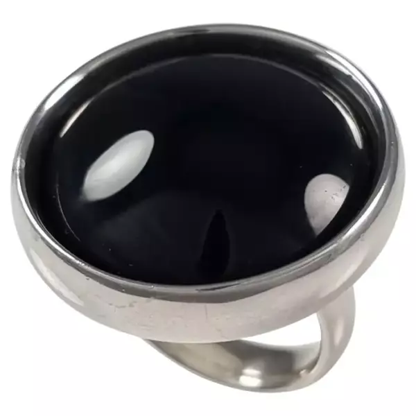 Кольцо Georg Jensen из стерлингового серебра с черным ониксом № 466, дизайн Regitze Overgaard. Кольцо Georg Jensen из стерлингового серебра с черным ониксом № 466, дизайн Regitze Overgaard.