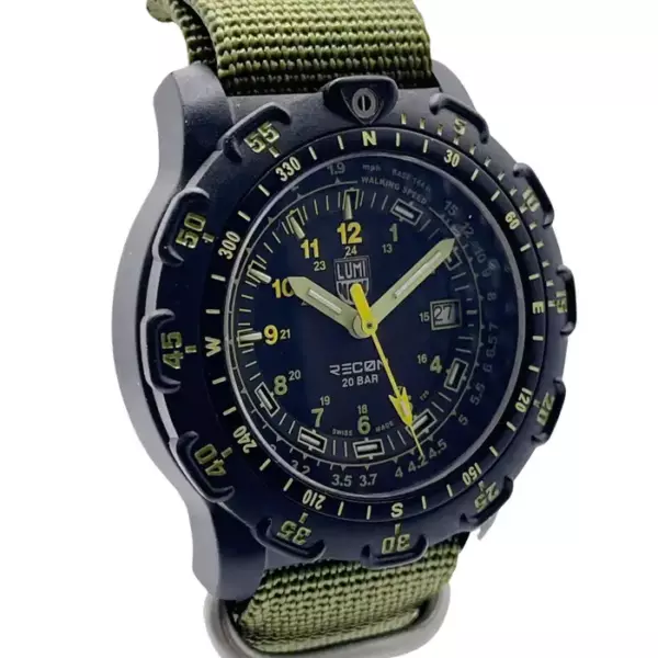 Luminox Recon Point Man 45 мм Кварцевые мужские часы с карбоновым черным циферблатом XL.8826.MI. Luminox Recon Point Man 45 мм Кварцевые мужские часы с карбоновым черным циферблатом XL.8826.MI.