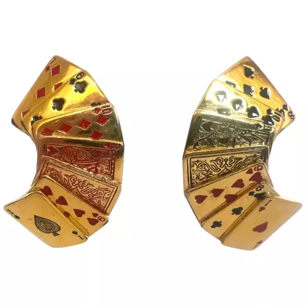 Редкие винтажные серьги клипсы с игральными картами и эмалью от Isabel Canovas, коллекция Les Jeux, зима 1991 года.