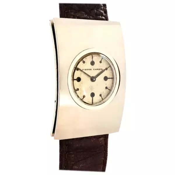 Большие стальные механические наручные часы Jaeger LeCoultre для Pierre Cardin 1970 х годов. Большие стальные механические наручные часы Jaeger LeCoultre для Pierre Cardin 1970 х годов.
