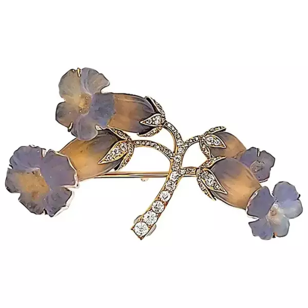 Брошь Rene Lalique в стиле модерн с опаловым стеклом и бриллиантами. Брошь Rene Lalique в стиле модерн с опаловым стеклом и бриллиантами.