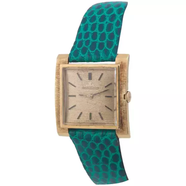 Винтажные механические наручные часы Jaeger LeCoultre из желтого золота, около 1970 г. Винтажные механические наручные часы Jaeger LeCoultre из желтого золота, около 1970 г.