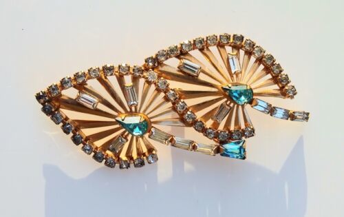 VTG PHYLLIS SCITARELLI M&S БРОШЬ С СИНИМ СТРАЗОМ 12 КАРАТНОГО ЗОЛОТА, БУЛАВКА КУЛОН. VTG PHYLLIS SCITARELLI M&S БРОШЬ С СИНИМ СТРАЗОМ 12 КАРАТНОГО ЗОЛОТА, БУЛАВКА КУЛОН.