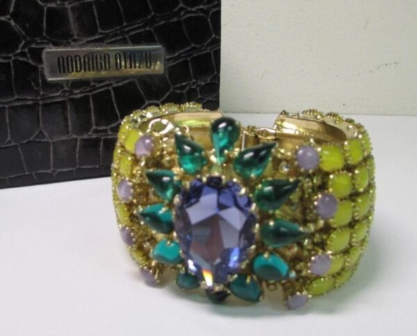 RODRIGO OTAZU БРАСЛЕТ С ОРНАТИЧЕСКИМ СТРАЗАМИ КРАСИВЫЙ ТАНЗАНИТ С КРИСТАЛЛАМИ SWAROVSKI.
