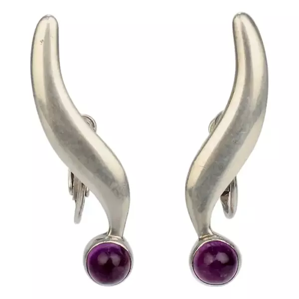 Серьги Sigi Modernist Mexican из стерлингового серебра с аметистами и завинчивающейся крышкой.