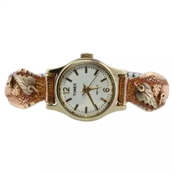 Black Hills Gold 10k с наконечниками ушек и ремешком Speidel. TIMEX Ladies WR 30M Quartz. Black Hills Gold 10k с наконечниками ушек и ремешком Speidel. TIMEX Ladies WR 30M Quartz.