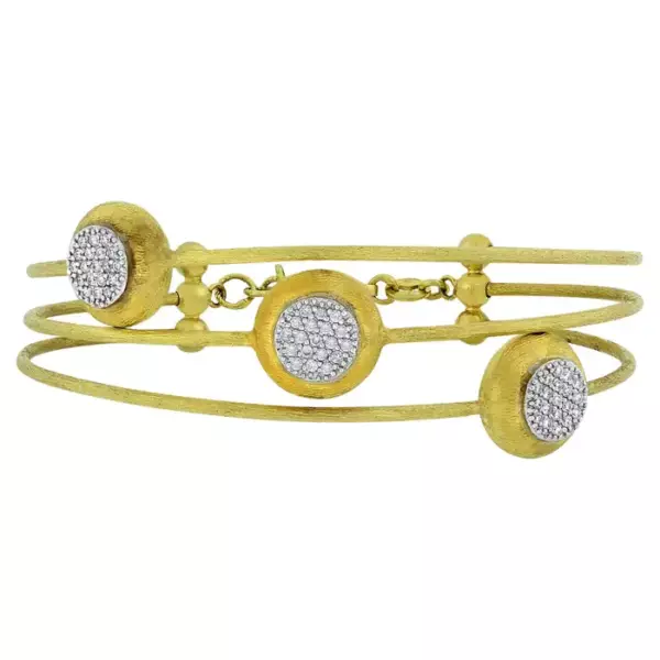 Браслет Beauvince Trinity Satin Diamond Bangle «Бриллианты 0,43 карата» из желтого золота. Браслет Beauvince Trinity Satin Diamond Bangle «Бриллианты 0,43 карата» из желтого золота.