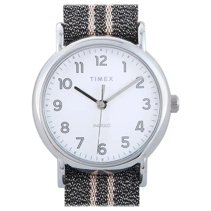 Timex - американская часовая компания Часы Timex Weekender с серым металлическим ремешком TW2R92200.
