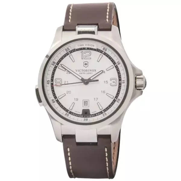 Victorinox Swiss Army Night Vision кварцевые наручные часы с посеребренным циферблатом.